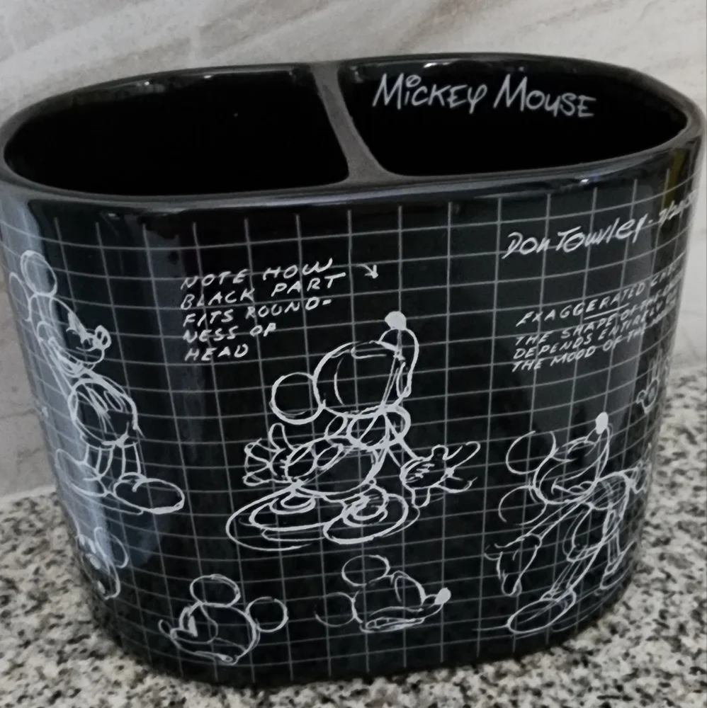 NWT Disney Mickey Mouse Zrike Black Toothbrush Holder Ceramic Sketchbook
